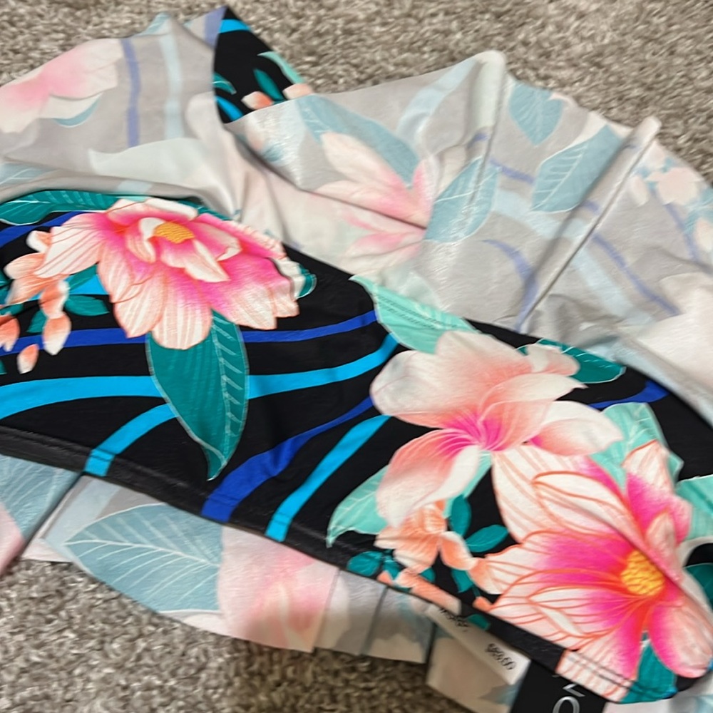 NWT $83 La Blanca Tropical Bandeau Bikini Swim Swimsuit Top 4 XS Black Floral - Picture 14 of 16